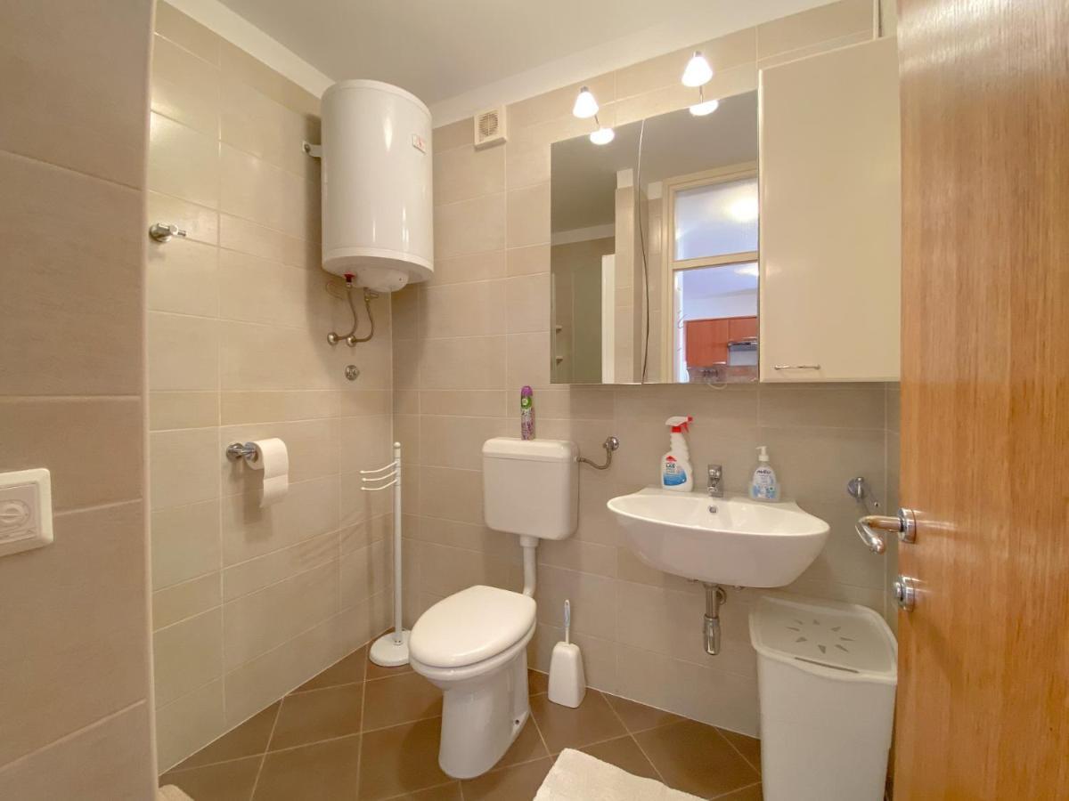 Vesna S Apartment Новиград Экстерьер фото